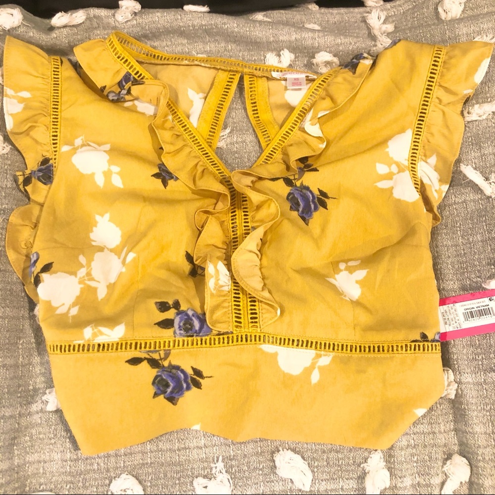 Crop blouse NWT